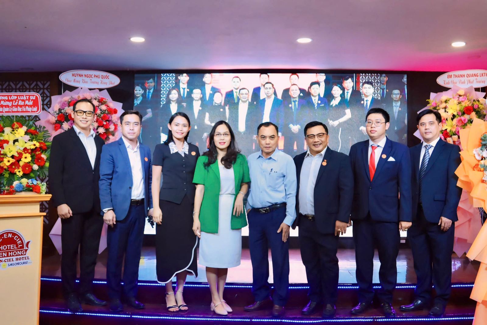 LỄ RA MẮT VIỆN NGHIÊN CỨU QUẢN LÝ GIÁO DỤC & PHÁP LUẬT